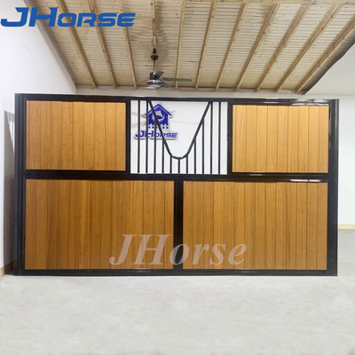 Pintu Terpisah yang Dapat Disesuaikan Swing Horse Stall Fronts Panel Baja Bahan Q235B