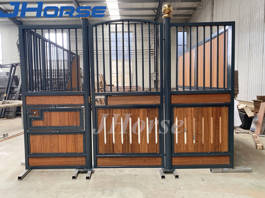 Powder Coating Black Steel Horse Stables Box Disesuaikan Dibuat
