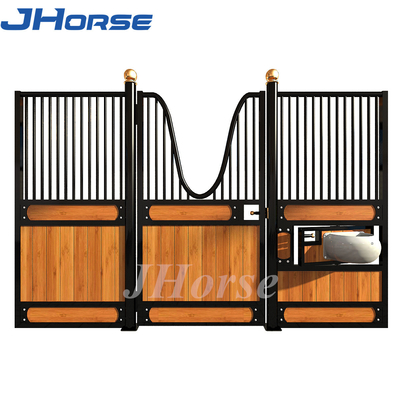 Front Kios Eropa Pinus Panel Pintu Stabil Kuda 3m 4.2m Dengan Pengumpan