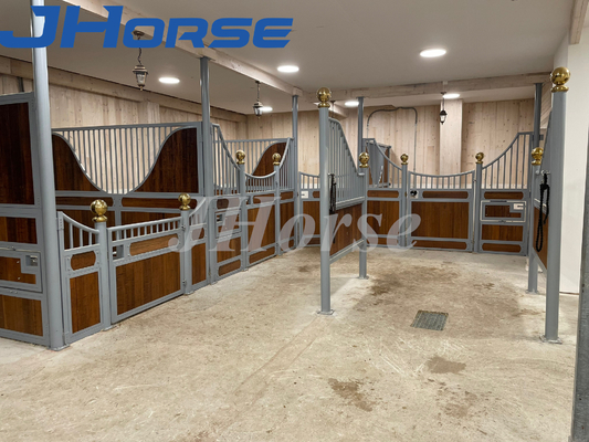 Swing Door Kayu Galvanized Horse Equine Stable Panels 3.5m 3.6m ISO9001