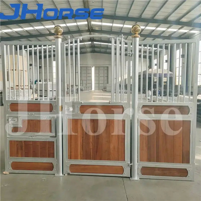 Bagian Depan Kios Logam Gaya Eropa Klasik Desain Cantik Ukuran Disesuaikan