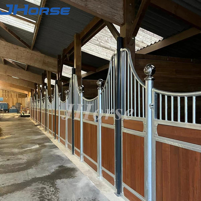Standar 14ft kuda kotak stabil dengan pintu gudang customizable geser atau ayunan depan
