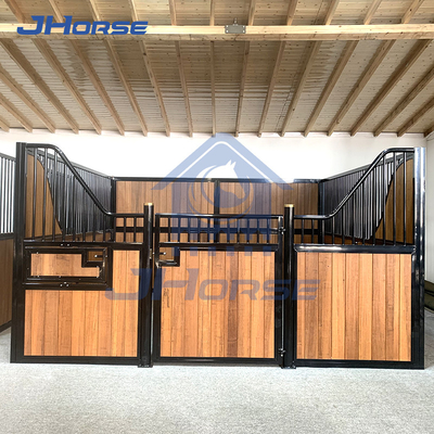 Galvanized Horse Stall Fronts Dengan Pie Penuh Jenis Kayu Dan Perlakuan Permukaan Bambu