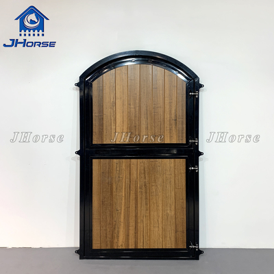 Pintu Gudang Kayu yang Kuat dan Murah