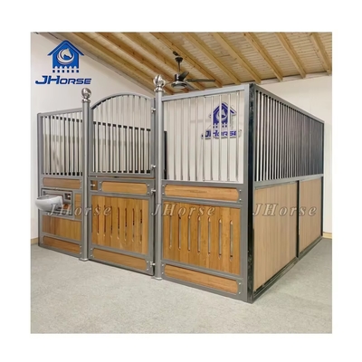 Stal kuda Eropa dengan panel depan bambu las Disesuaikan 4,0m Panjang Galvanized akhir