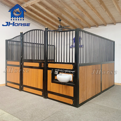 Customized Welded Weave Steel Stall Kuda Dengan Bambu Isi Kayu
