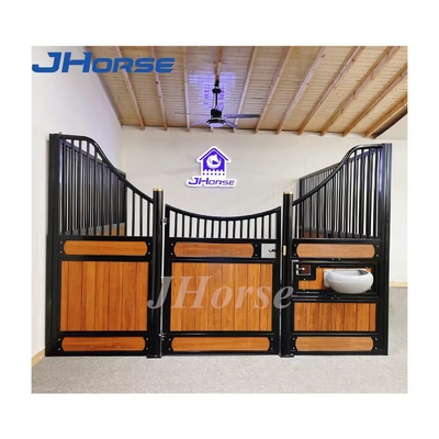 Custom Baja dan Kayu Horse Stable Front / Horse Stable Panel Mudah Pemasangan European Stalls