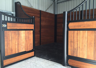 Warung Kuda Logam Modular Dengan Kait Dan Asrama Untuk Lumbung Kuda Yang Dibangun Sebelumnya