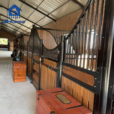 Disesuaikan 12 kaki kuda Stall Fronts Baja Dan Bahan Bambu Desain stabil