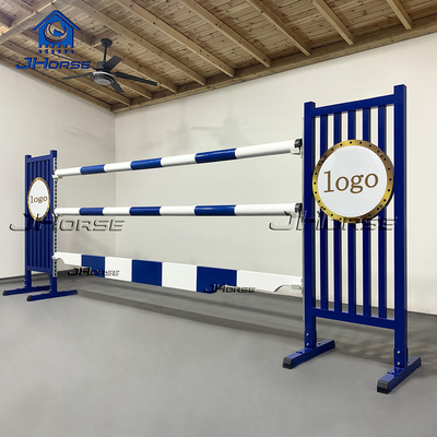 Indoor Outdoor Horse Jump Cups Tinggi yang dapat disesuaikan untuk pengalaman mengendarai yang disesuaikan