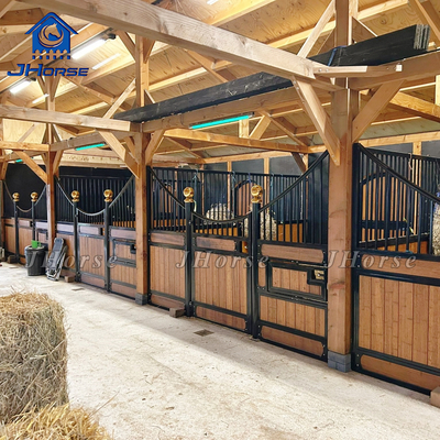 115mm X 42mm Oval Rail Cattle Memuat Ramp 300mm Steel Side Sheet