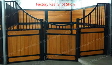 Barn Stable Barn Fronts Door dan Panel Samping dengan kayu bambu